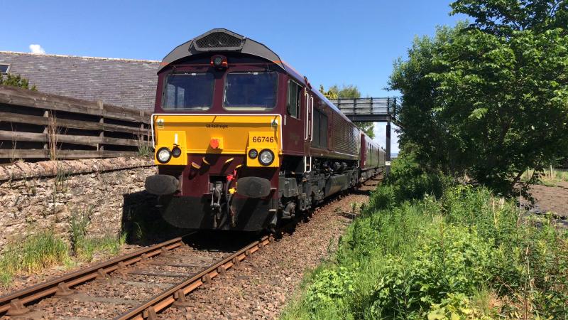 Photo of 66746 Royal Scotsman at Maryburgh