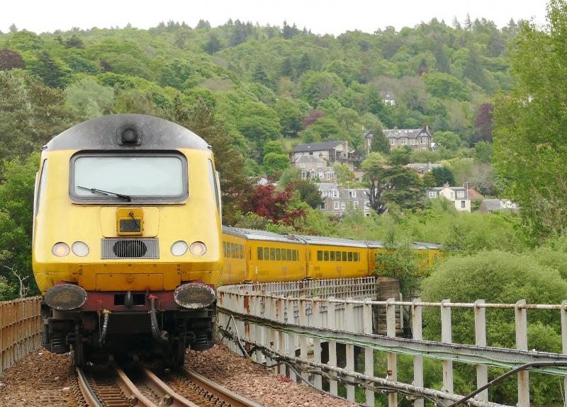 Photo of NR HST crossing the Tay Bridge at Perth  