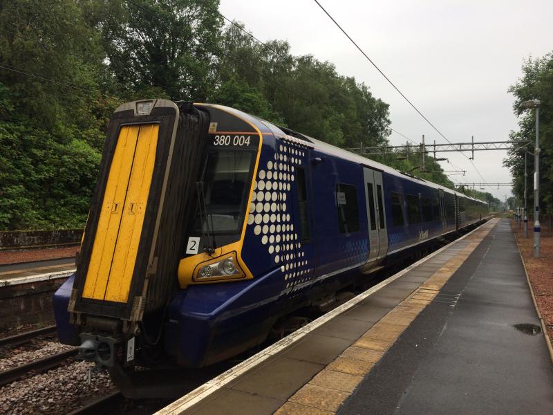 Photo of 380004 at Bishopton