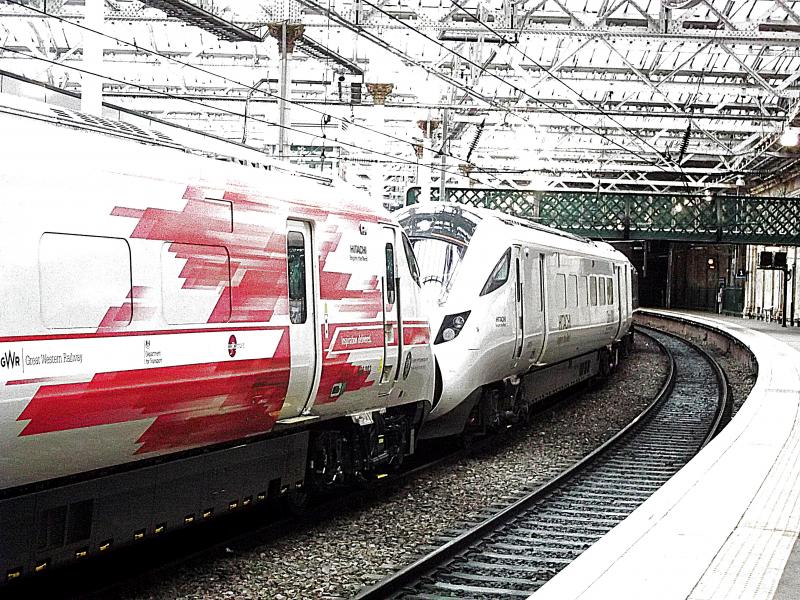 Photo of 800001 At Edinburgh Waverley