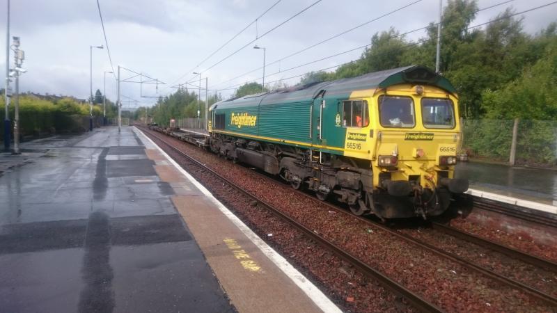 Photo of 66516 at Coatbridge Central