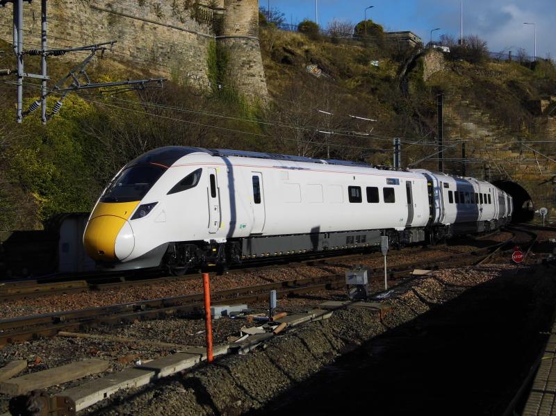 Photo of 801101 Edinburgh Waverley 12/02/18