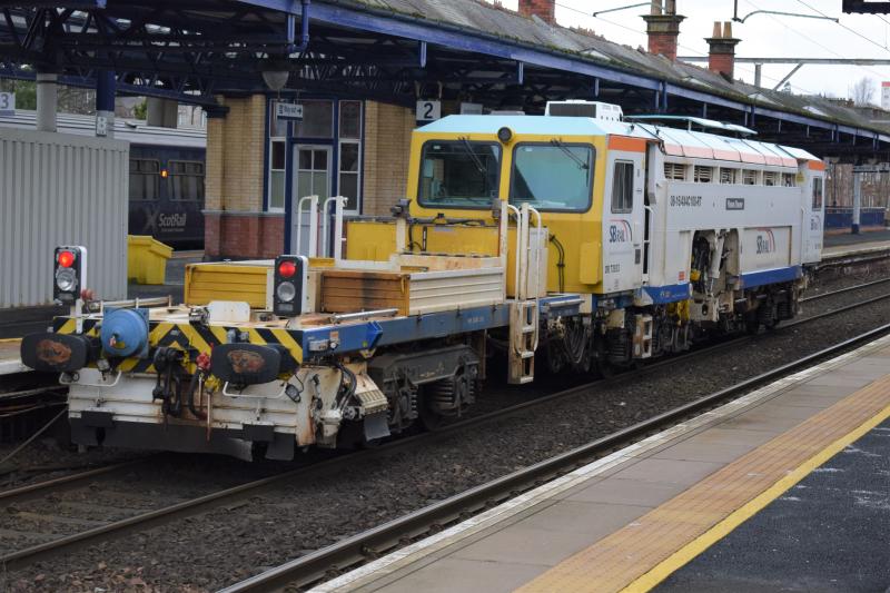 Photo of SB Rail DR73933 Dumbarton Central 12 March 2018