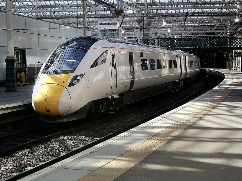 Photo of 801101 at Edinburgh