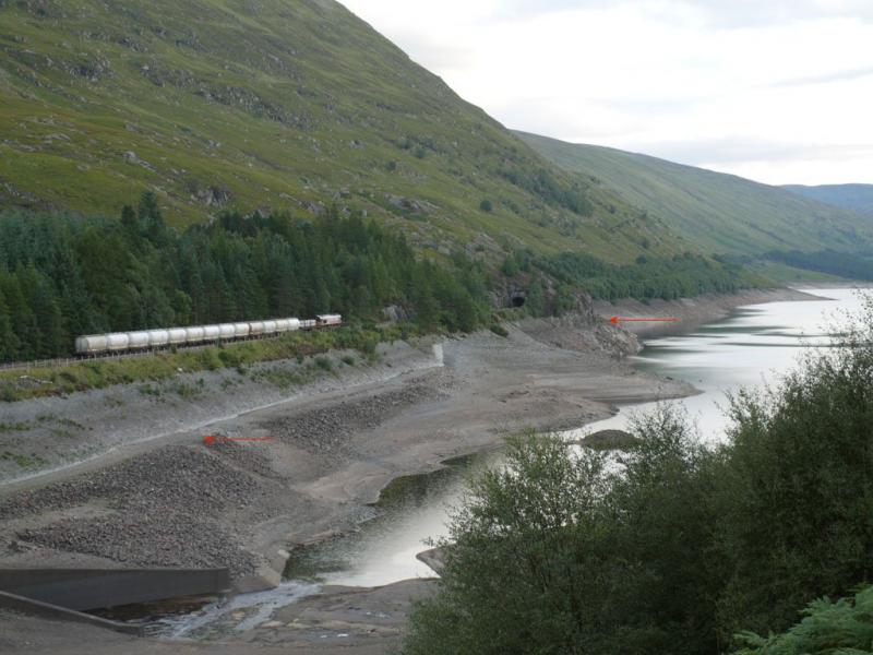 Photo of Loch Treig showing old WHL alignment