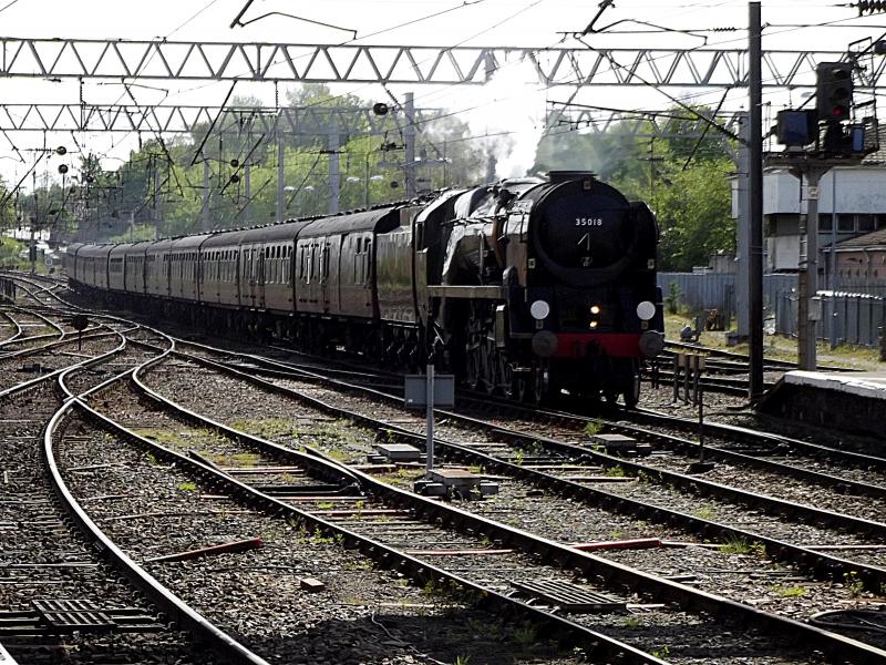 Photo of 35018 at Carlisle