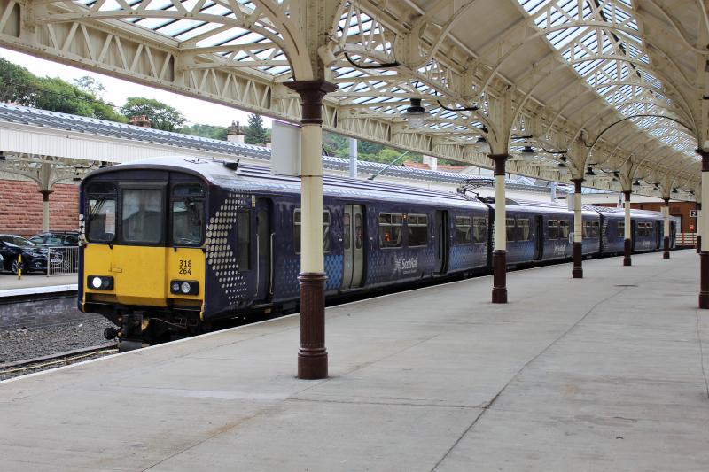 Photo of 318264 at Wemyss Bay