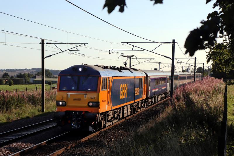 Photo of 92028 empty caledonian Sleeper stock