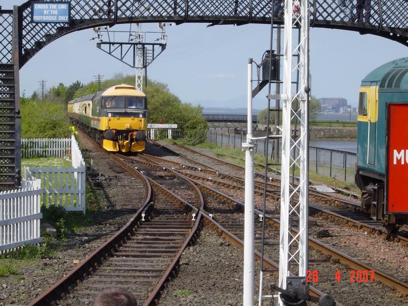 Photo of bo ness diesel gala apr 2007 class 47643