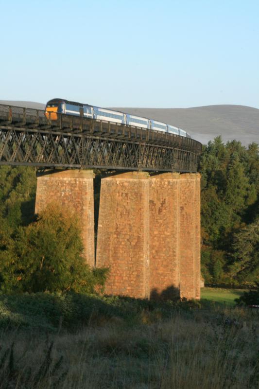 Photo of 0755 INV - LKX crossing Tomatin