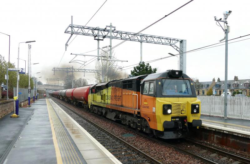 Photo of 70805 at Falkirk (Grahamston) with the Dalston to Grangemouth tanks