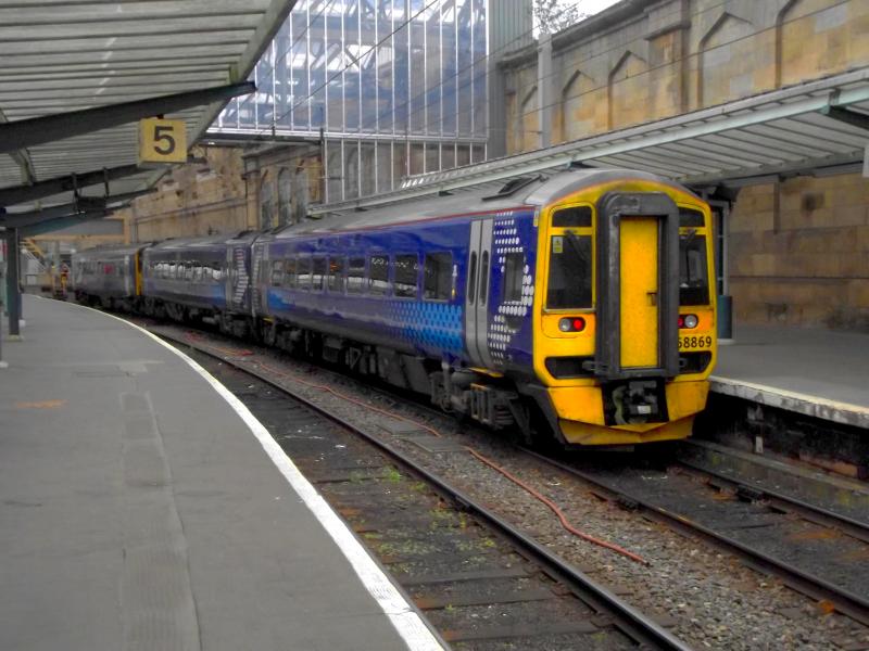 Photo of 158869 at Carlisle