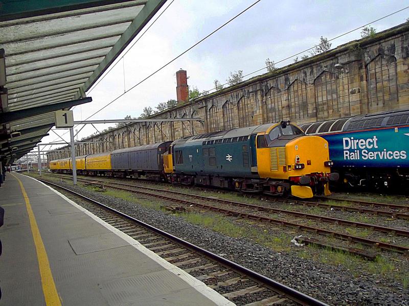 Photo of 37610 at Carlisle