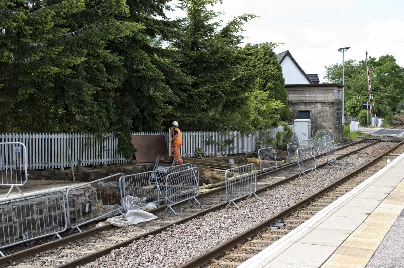 Photo of INSCH PLATFORM EXTENSION LKG TO HUNTLY 20.6.19.jpg