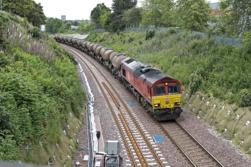 Photo of 66035 ON THE WATERLOO TANKS AT KITTYBREWSTER 26.6.19 (1).jpg