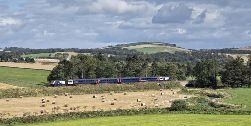 Photo of 13.38 EX ABDN PASSES HARLAW 10.9.19 (1).jpg