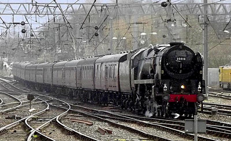 Photo of 35018 at Carlisle 