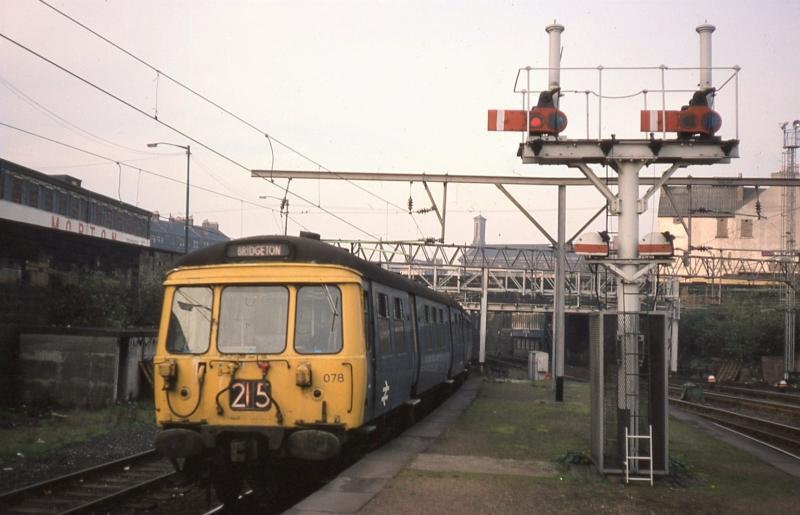 Photo of 303078 at Bridgeton Central