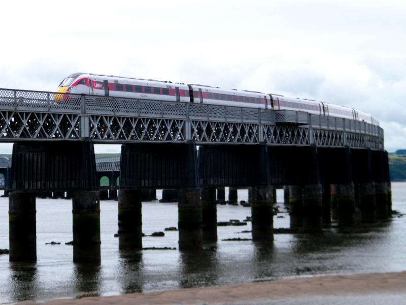 Photo of Azuma 800102 @ Dundee - 23 July 2020