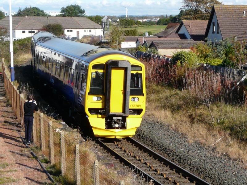 Photo of Gleaming 158709 visits Barassie