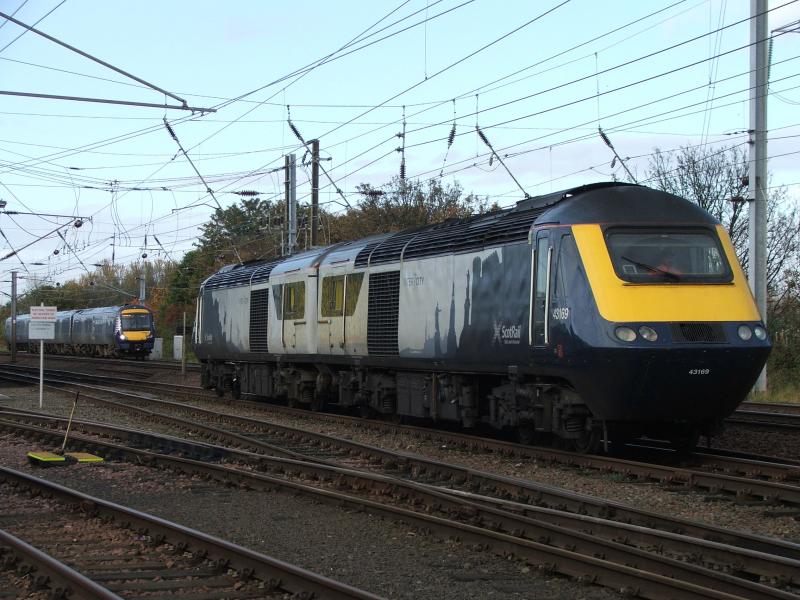 Photo of 43169 & 43015