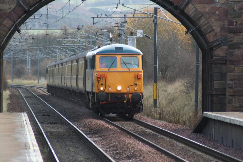 Photo of 87002 on 1Z86 GBRF Doncaster - Edinburgh Staff Jolly at Musselburgh 22/11