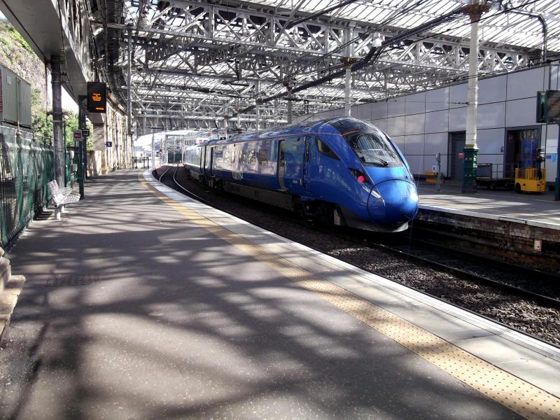 Photo of First East Coast Trains 803001 at Edinburgh Waverley