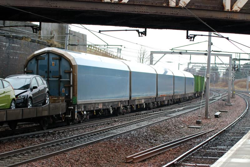 Photo of 6S36 consist# 2