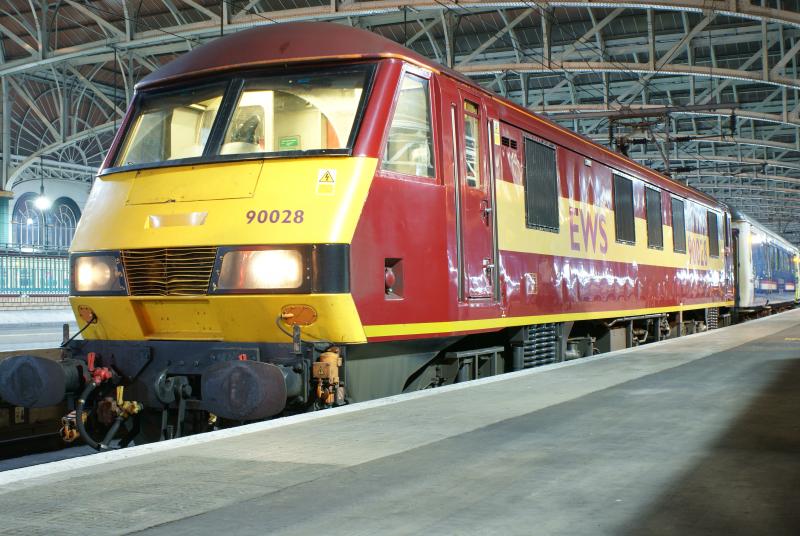 Photo of 90 028 on the sleeper 