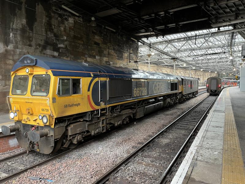 Photo of GBRf 66739 (Bluebell Railway) @ Waverley