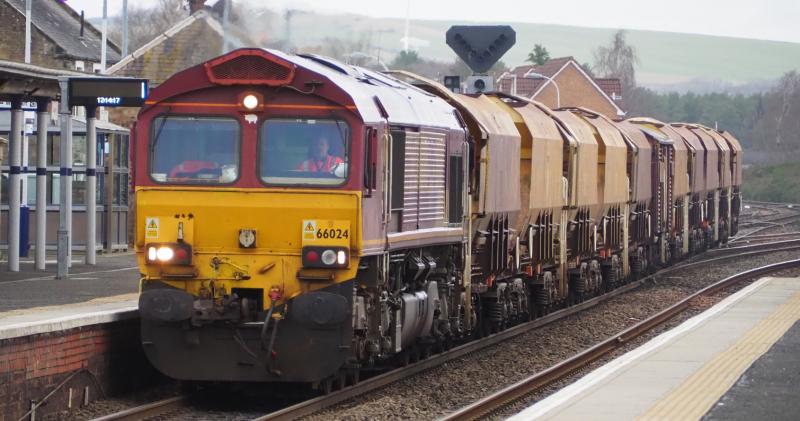 Photo of 66024 on 6K12 at Ladybank