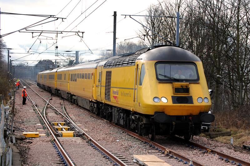 Photo of 43013 and 43014 pass new point work at Slateford