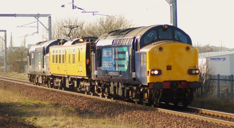 Photo of 37612, Test Coach Mentor & Mentor  & 37612 @ Hillington East