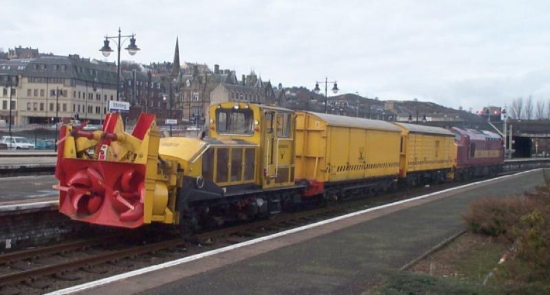 Photo of Snow blower at Stirling, March 2001