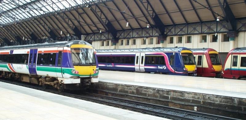 Photo of Turbostars at Glasgow Queen Street, June 2005