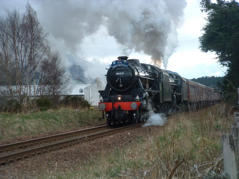 Photo of Gt Britain II departs Aviemore, Good Friday 2009