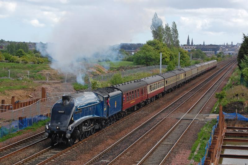 Photo of 60007 passing Saughton