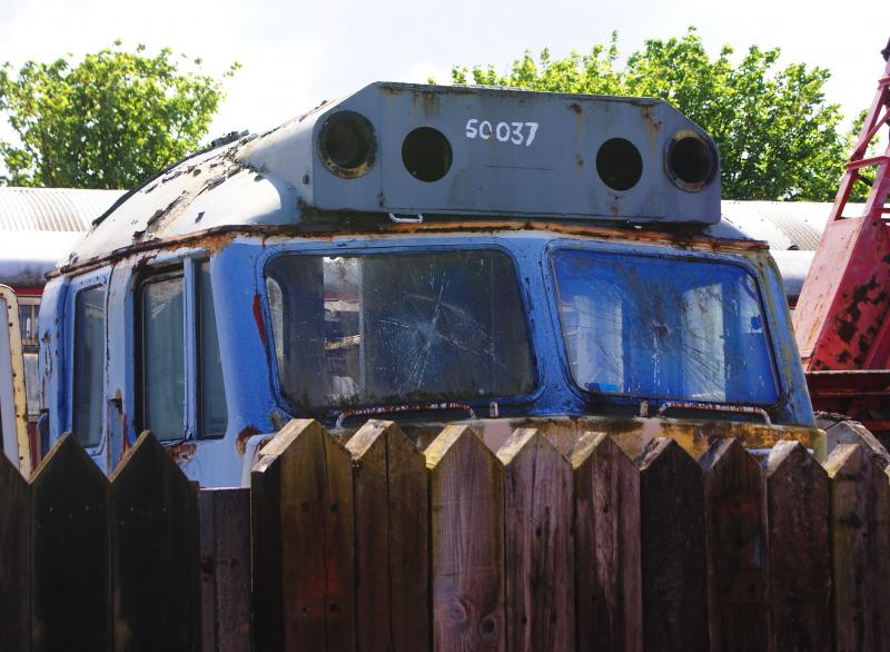 Photo of Class 50 - 50037 'Illustrious'