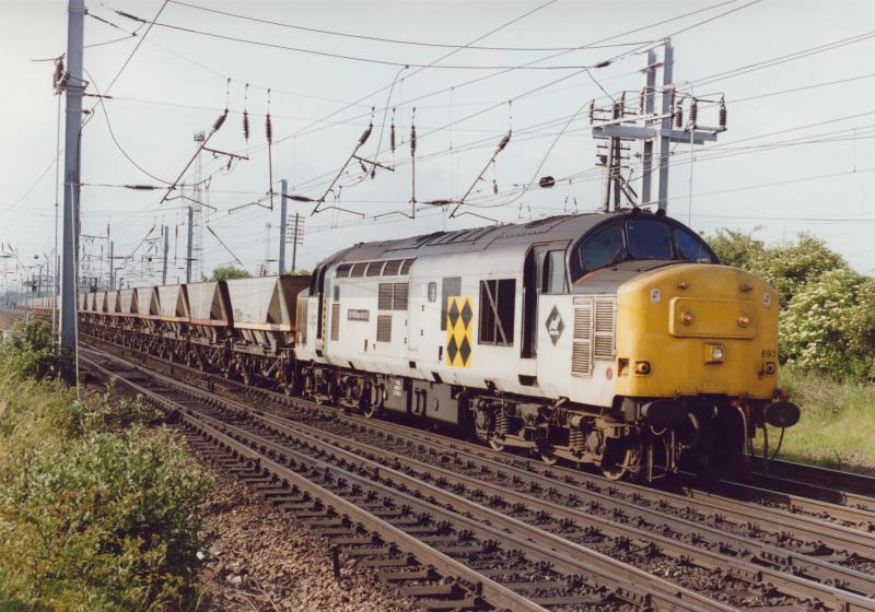 Photo of 37693 at Mossend North Jcn