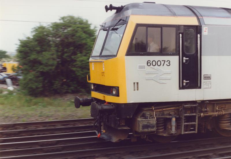 Photo of 60073 enters Mossend Yard 