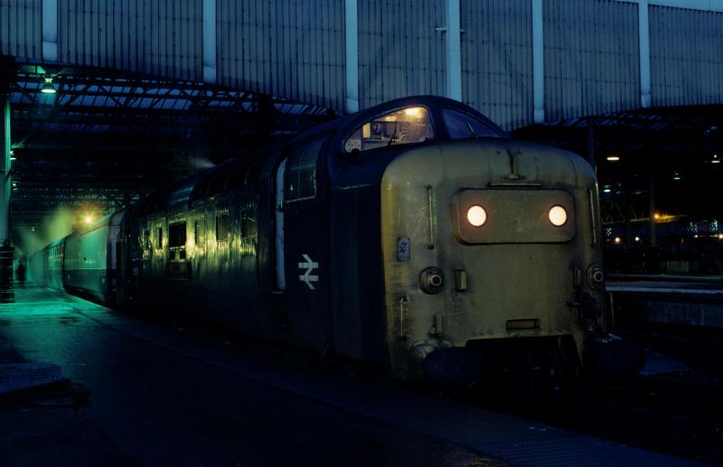 Photo of 55011 waits for the off