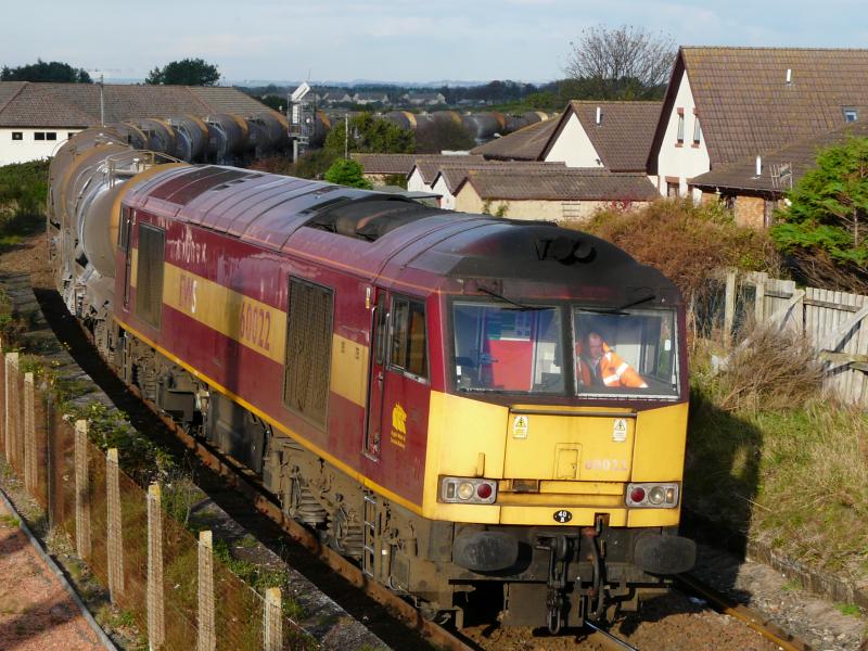 Photo of 60022 enters Barassie with empty china clay tanks