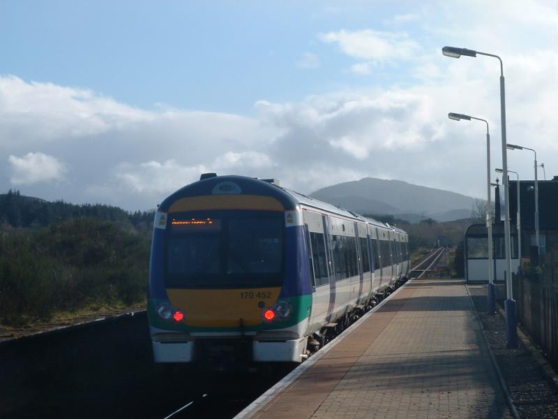 Photo of 170452 at Newtonmore