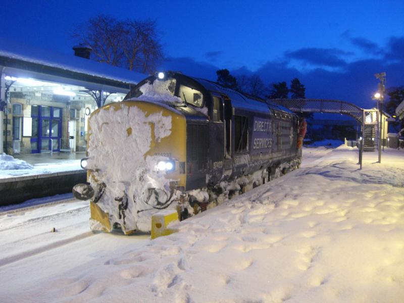 37423 At Kingussie: 37423 1Z99 Photo of 37423 At Kingussie