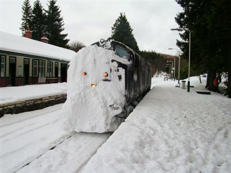 Photo of 37676 having tried to tackle the avalanche at County March..