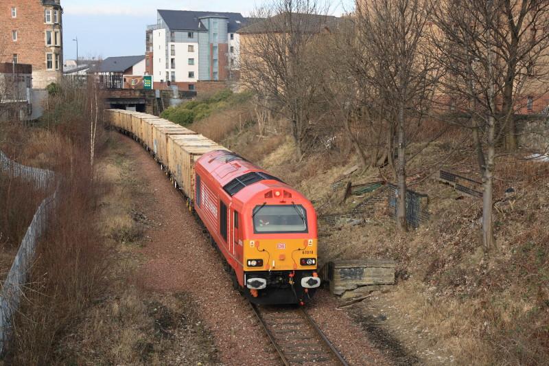 Photo of 67018 on 6B45 