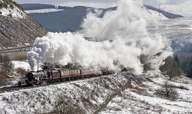 Photo of Lizzie attacks Beattock Bank