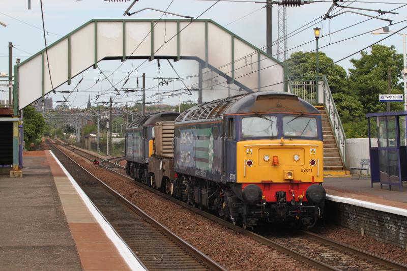 Photo of Flask train at Slateford