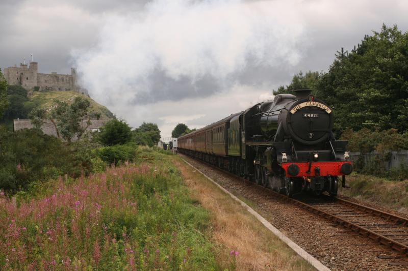 Photo of Ex-Sovereign at Harlech 