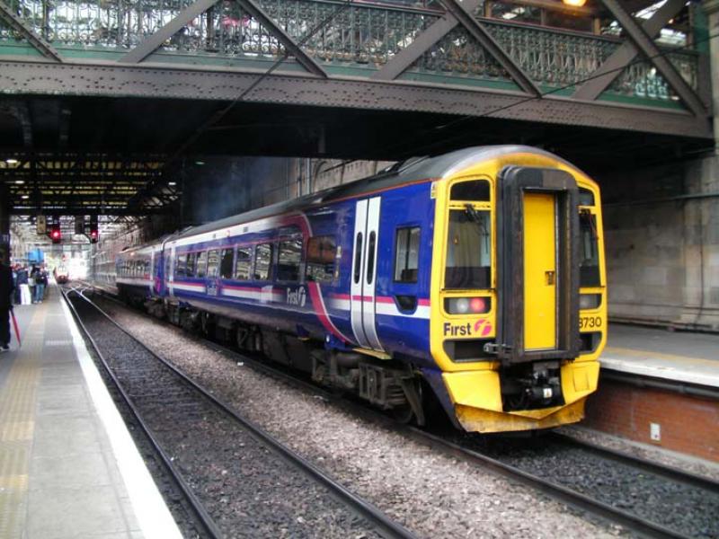 Photo of 158 730 Edimburgh Waverley 06.09.2010